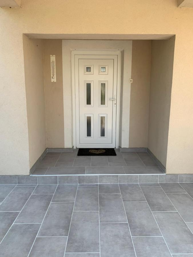 New Apartment Ema II Vrh  Exterior photo